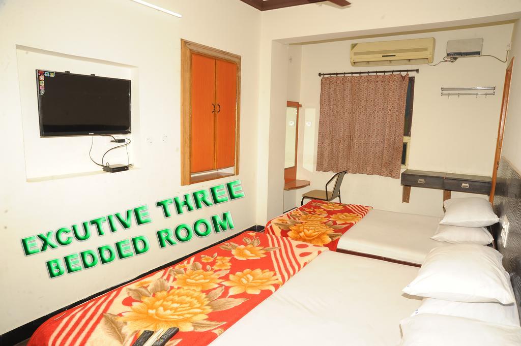 Hotel V.K.Residency Tirupati Zewnętrze zdjęcie