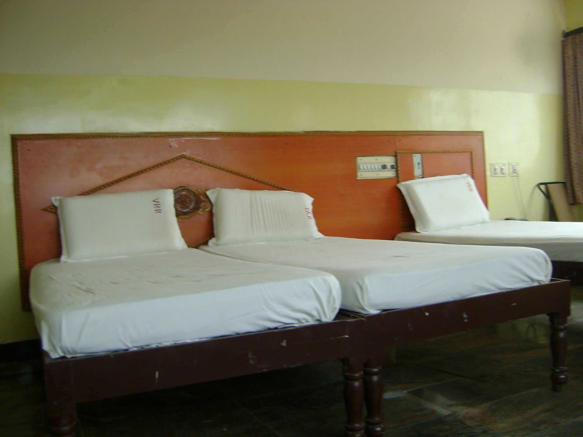 Hotel V.K.Residency Tirupati Zewnętrze zdjęcie